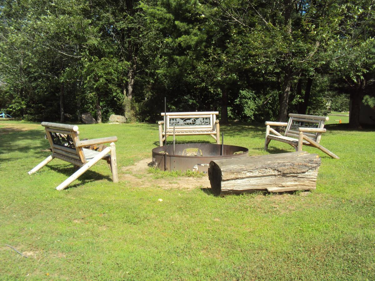 Spur Of The Moment Ranch Hotel Mountain Bagian luar foto